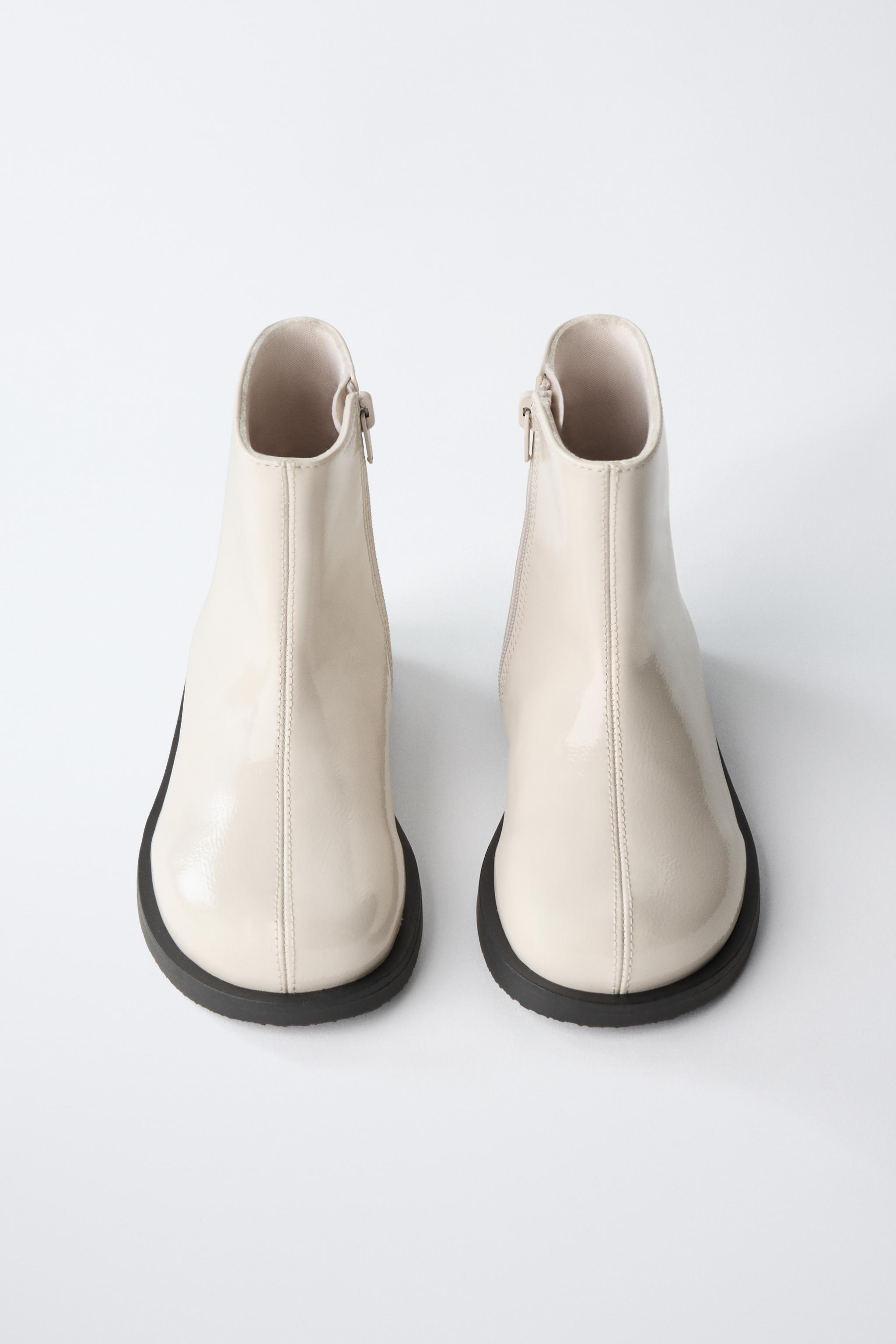 BOTTES VERNIES